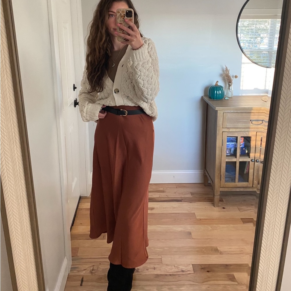Satin midi skirt
